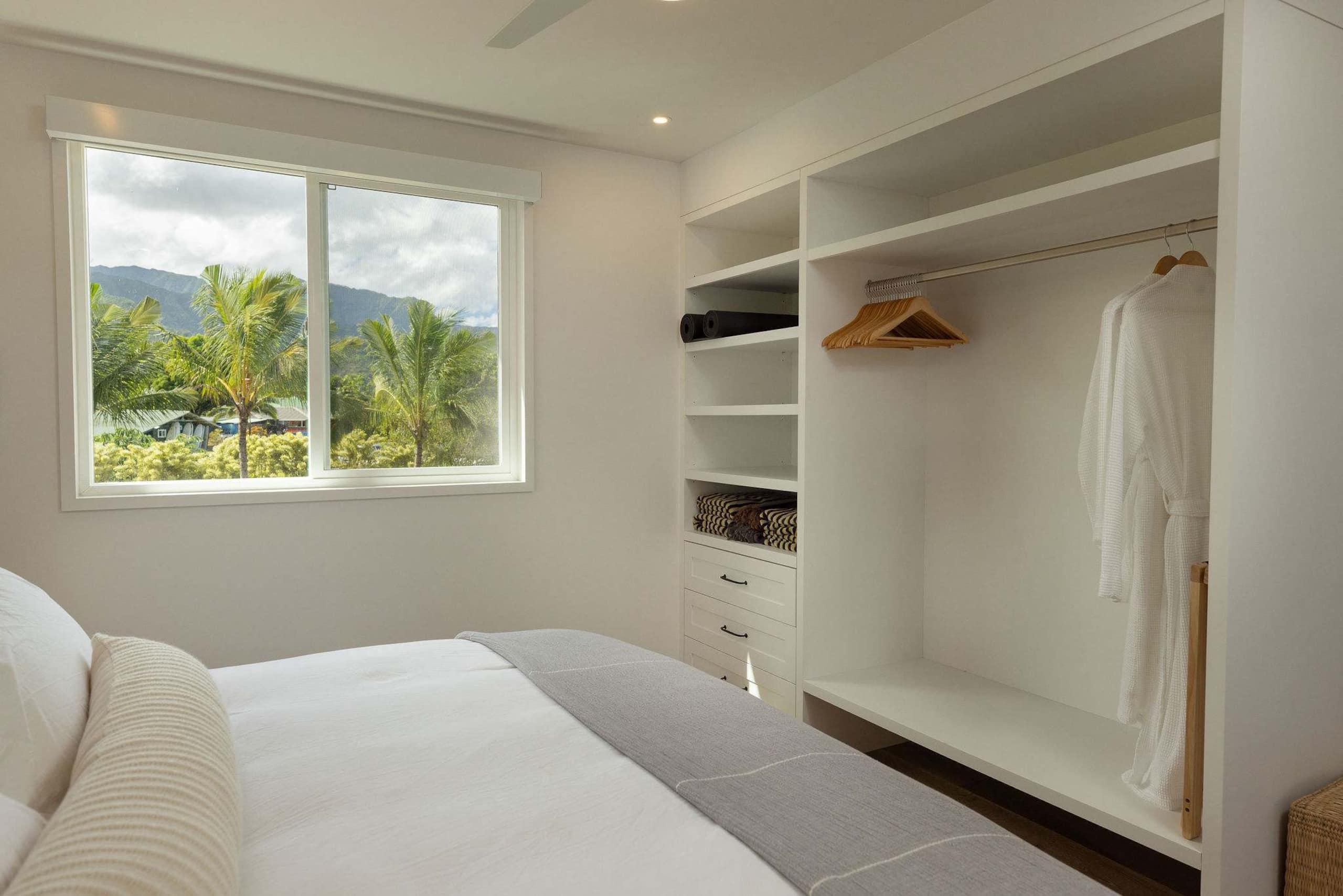 Home in Hanalei · ★5.0 · 2 bedrooms · 4 beds · 2 baths - Image 20