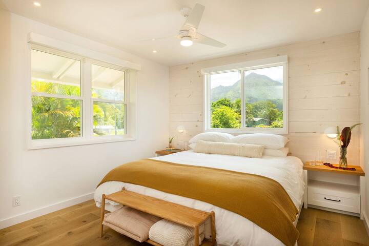 Cottage Four – Luxury Riverfront Stay on Kauai gallery image 5