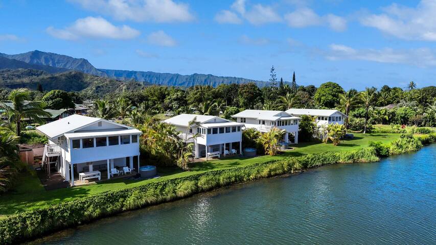 Cottage Four – Luxury Riverfront Stay on Kauai gallery image 2