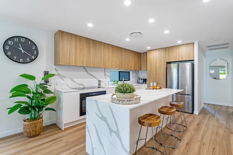 'Southport Serenity Villa' by Inn Paradise