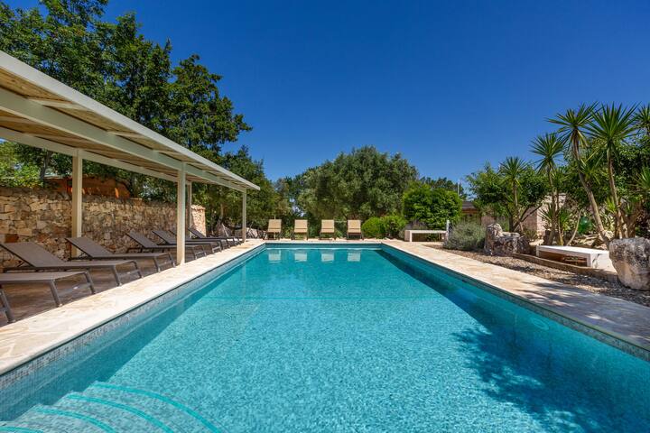 Piazzetta dei Trulli by BarbarHouse gallery image 5