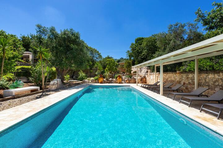 Piazzetta dei Trulli by BarbarHouse gallery image 4