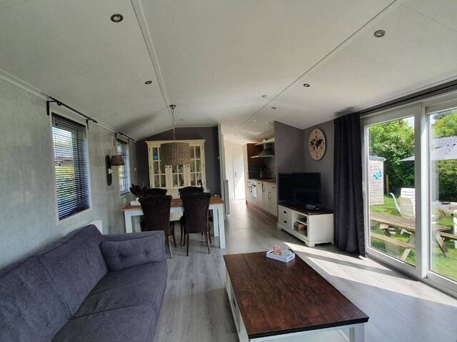 Caluxio Rentals SL managed Airbnb listing 3