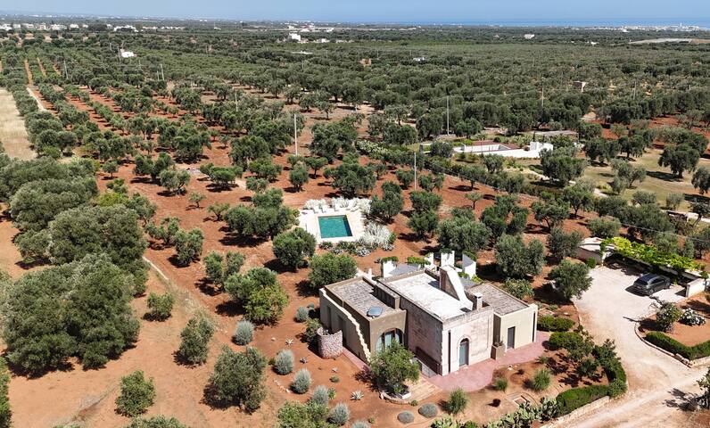 TD Torretta Macramè amid the Mediterranean scrub gallery image 2