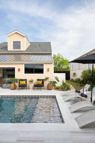 Luxe Historic Compound w Private Heated Pool & Spa gallery image 3