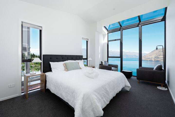 Zoran Queenstown Limited managed Airbnb listing 2