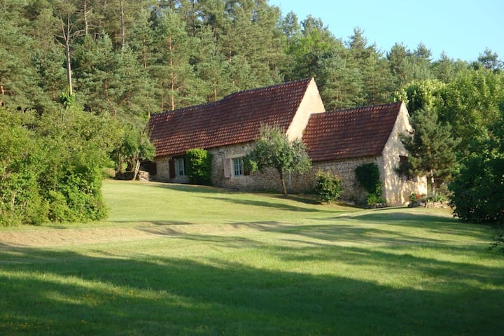 Maison Avec Un Grand Jardin En Pleine Nature - Dordogne