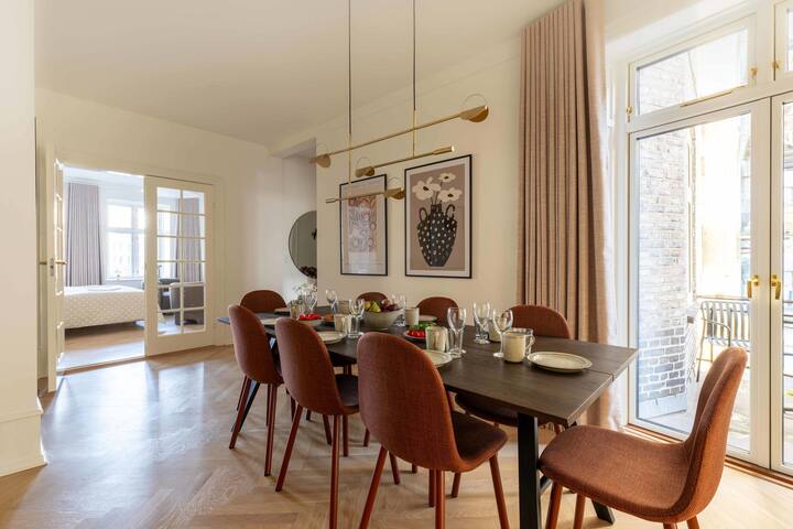 Lovely Apartment w. Bathtub & Balcony gallery image 2