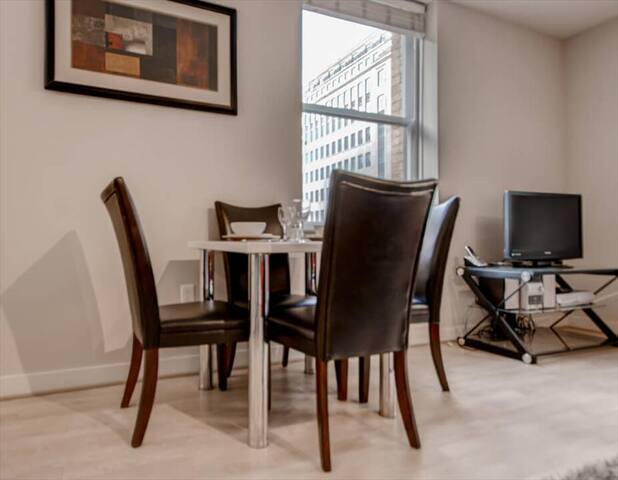 Sparkling Clean 2BR | Full Kitchen | Laundry | Gym gallery image 4