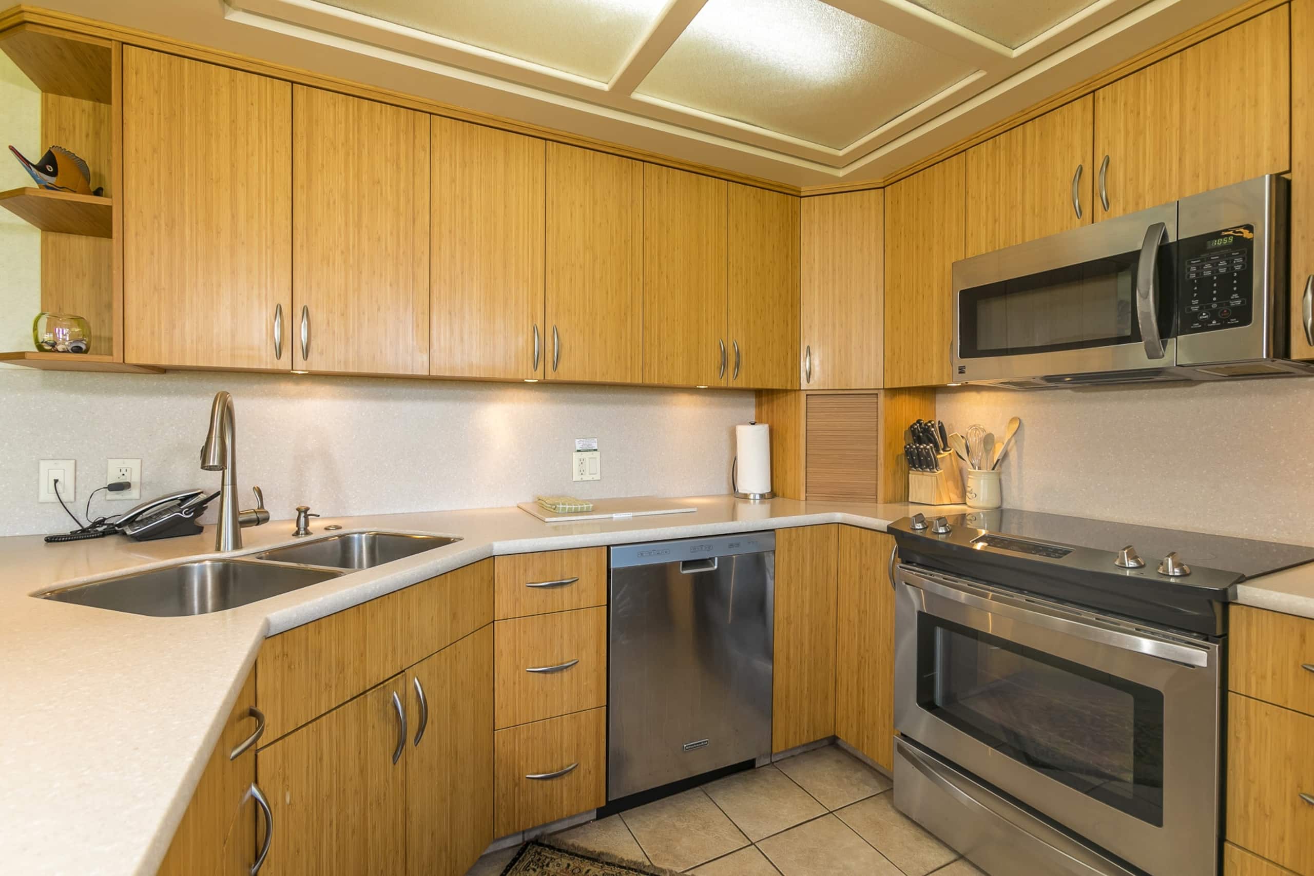 Home in Kihei · ★4.92 · 1 bedroom · 2 beds · 2 baths - Image 10