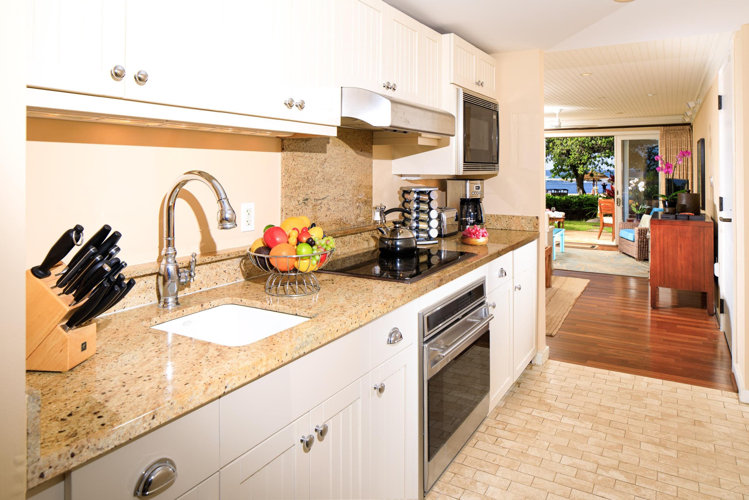 Villa in Kahuku · ★4.91 · Studio · 2 beds · 1 private bath - Image 5