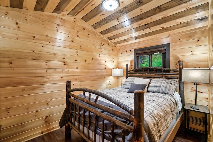 Queen bed
