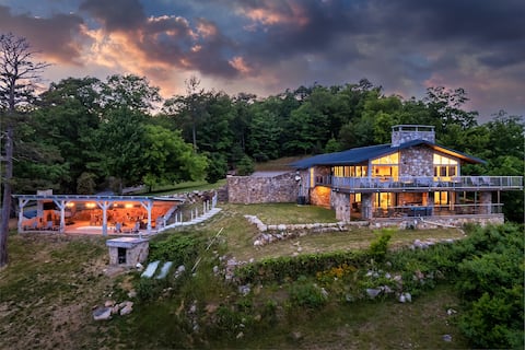 Bluff Mountain Lodge cabin in Sevierville - Photo 3