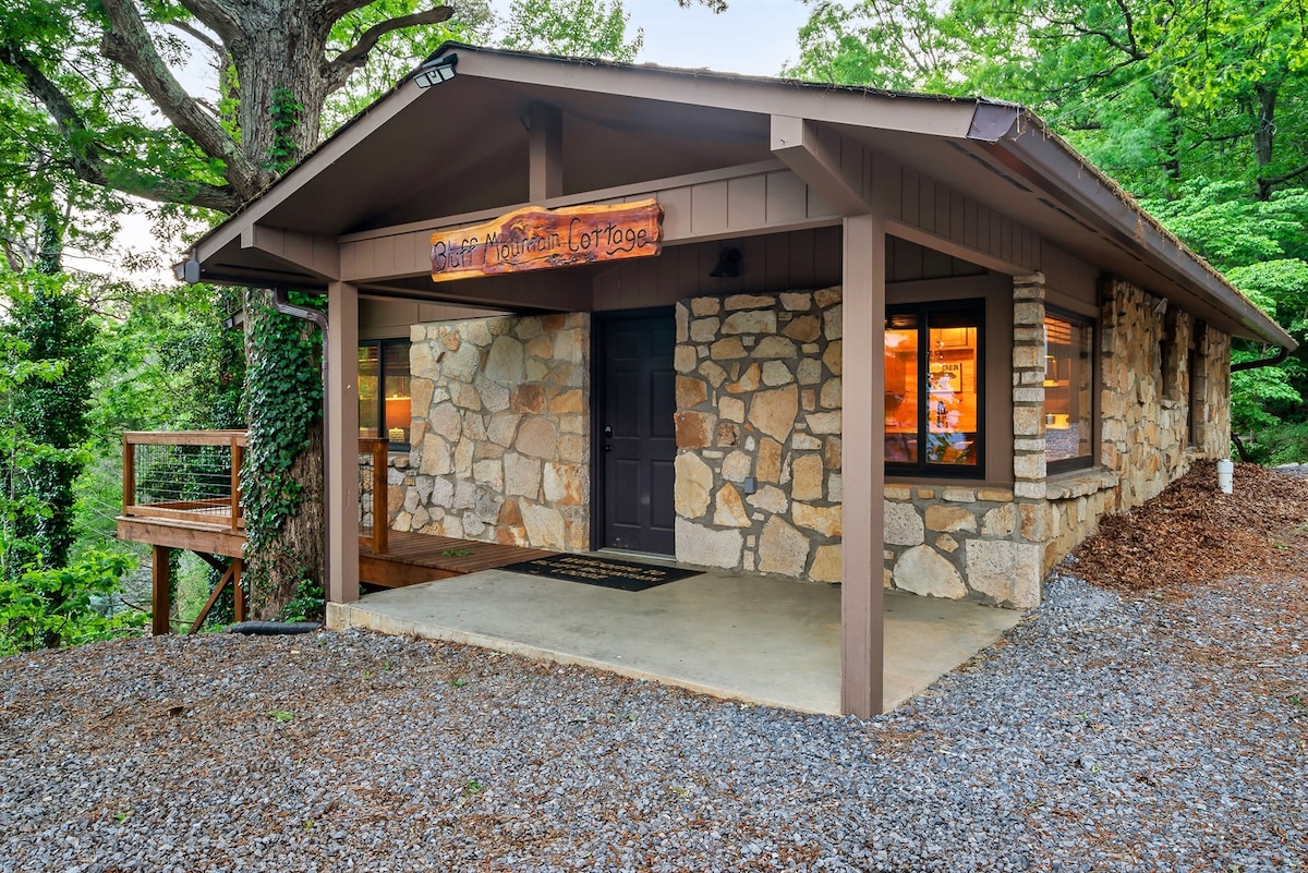 Bluff Mountain Cottage stone exterior with covered porch
