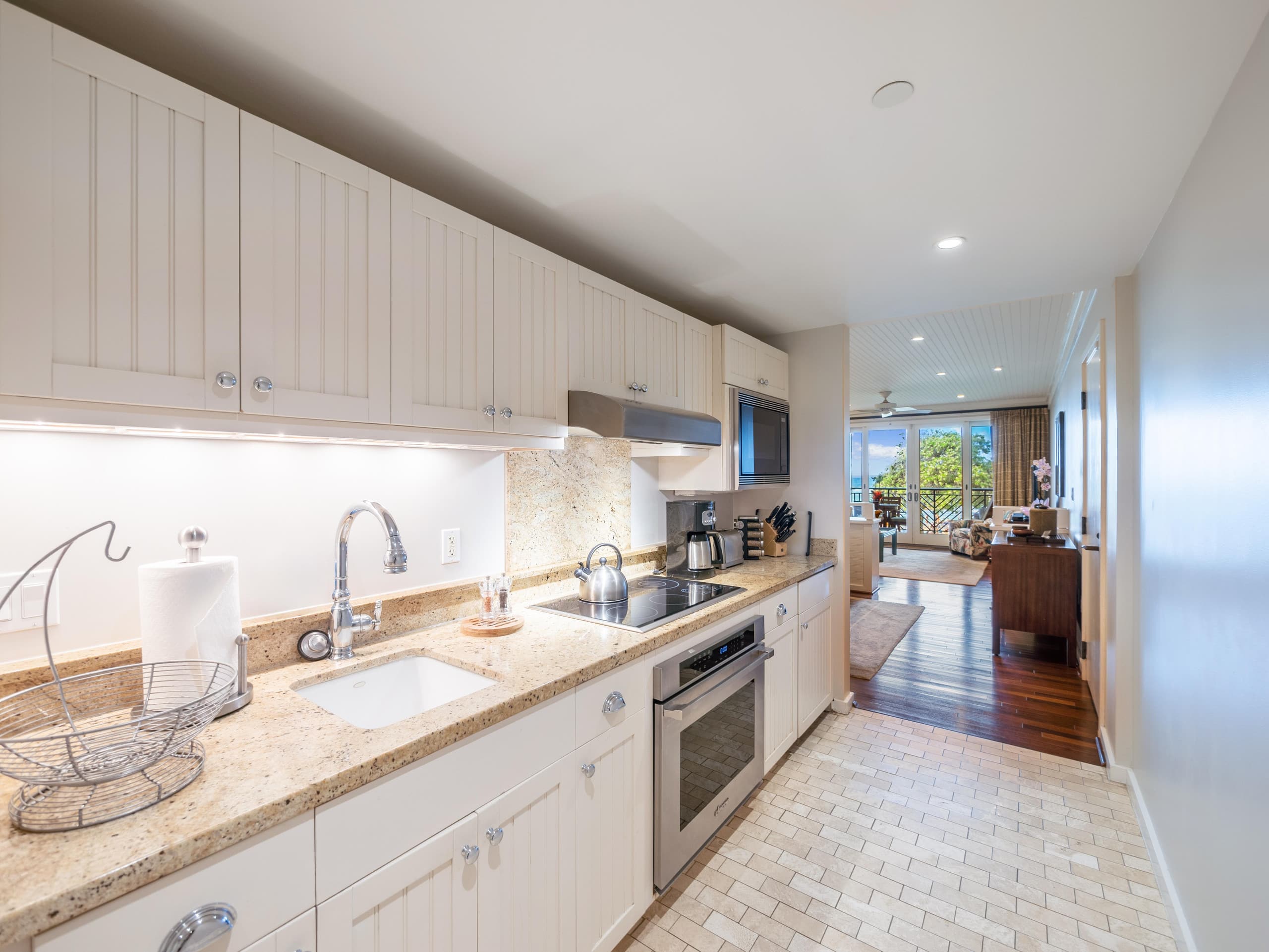 Villa in Kahuku · ★4.91 · Studio · 2 beds · 1 private bath - Image 11