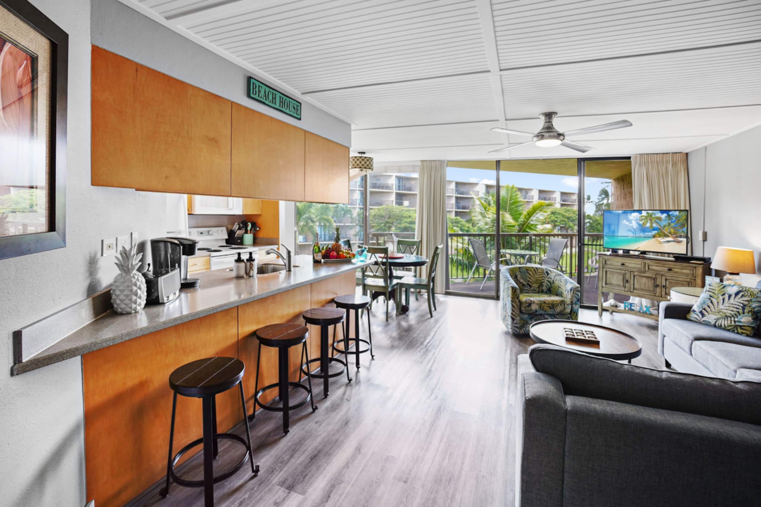 Oceanview-gorgeous sunsets-A/C free parking MSA308 - Image 35
