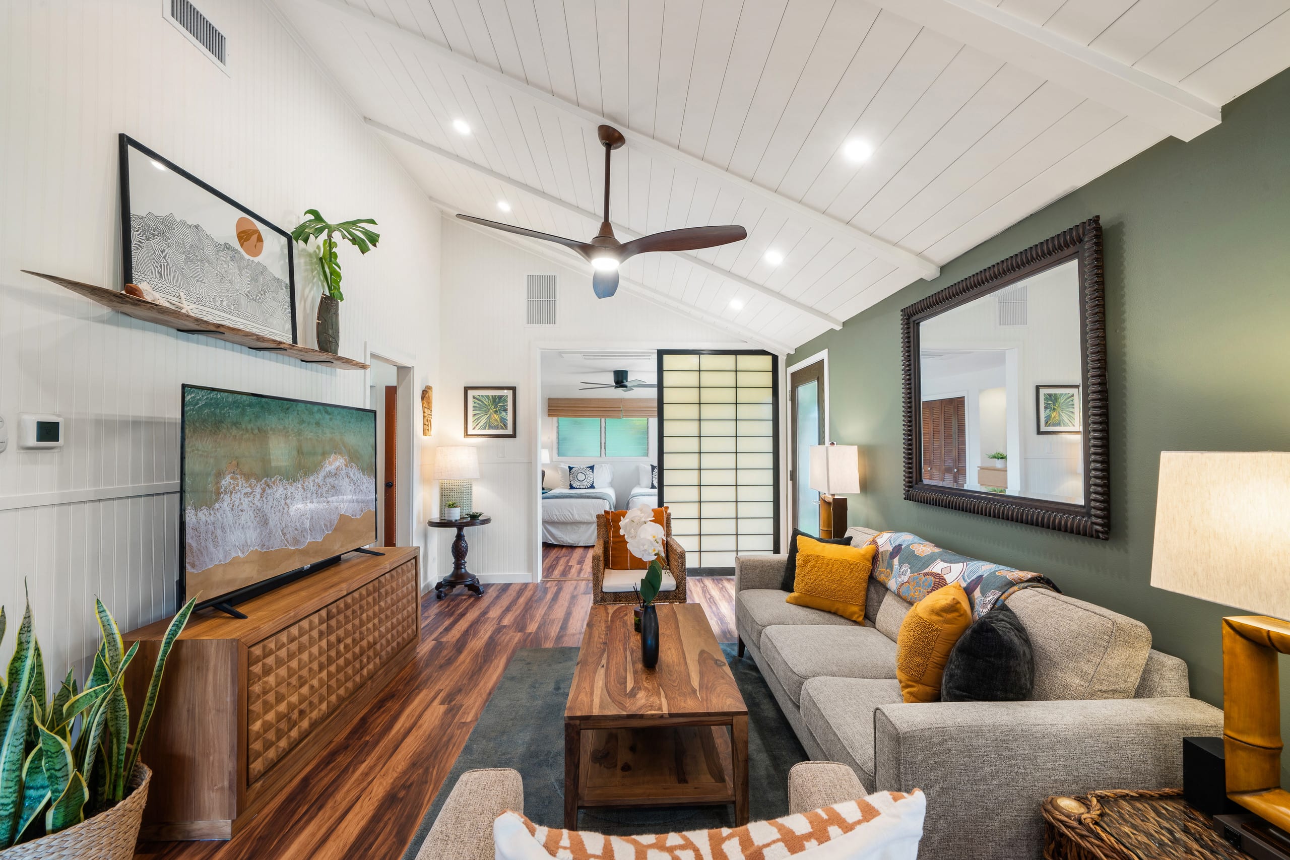 Condo in Lahaina · ★4.95 · 2 bedrooms · 3 beds · 2 baths - Image 42