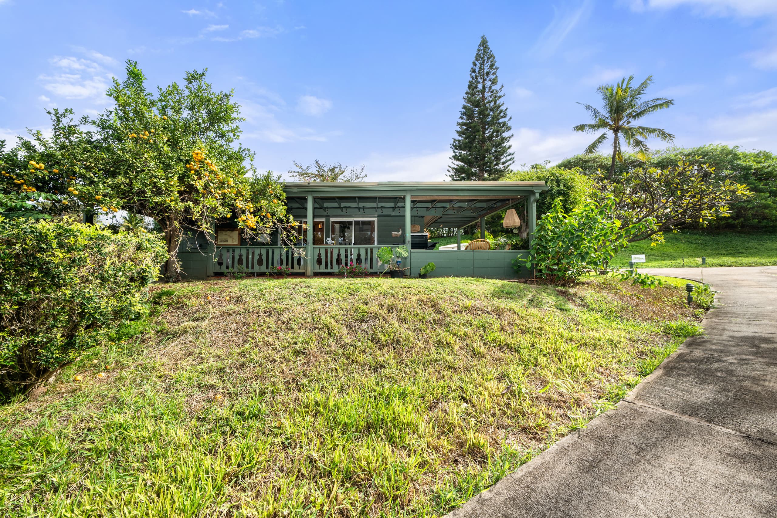 Condo in Lahaina · ★4.95 · 2 bedrooms · 3 beds · 2 baths - Image 28