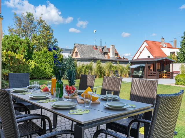 Pool & Garden Villa by Interhome gallery image 5