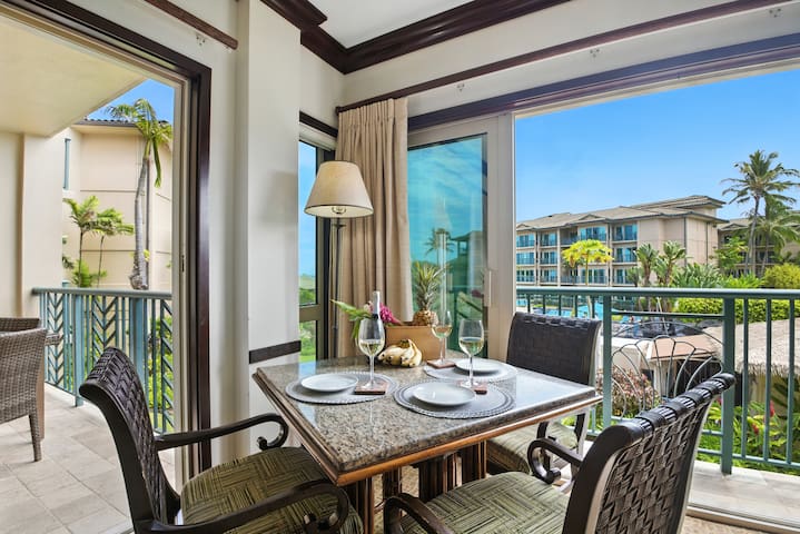 B202 – 2 Bedroom Condo w/ A/C, Steps to the Beach!