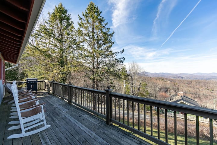 Alpenglow - App Ski Mtn, Views, Hot Tub, Yard - Blowing Rock, NC