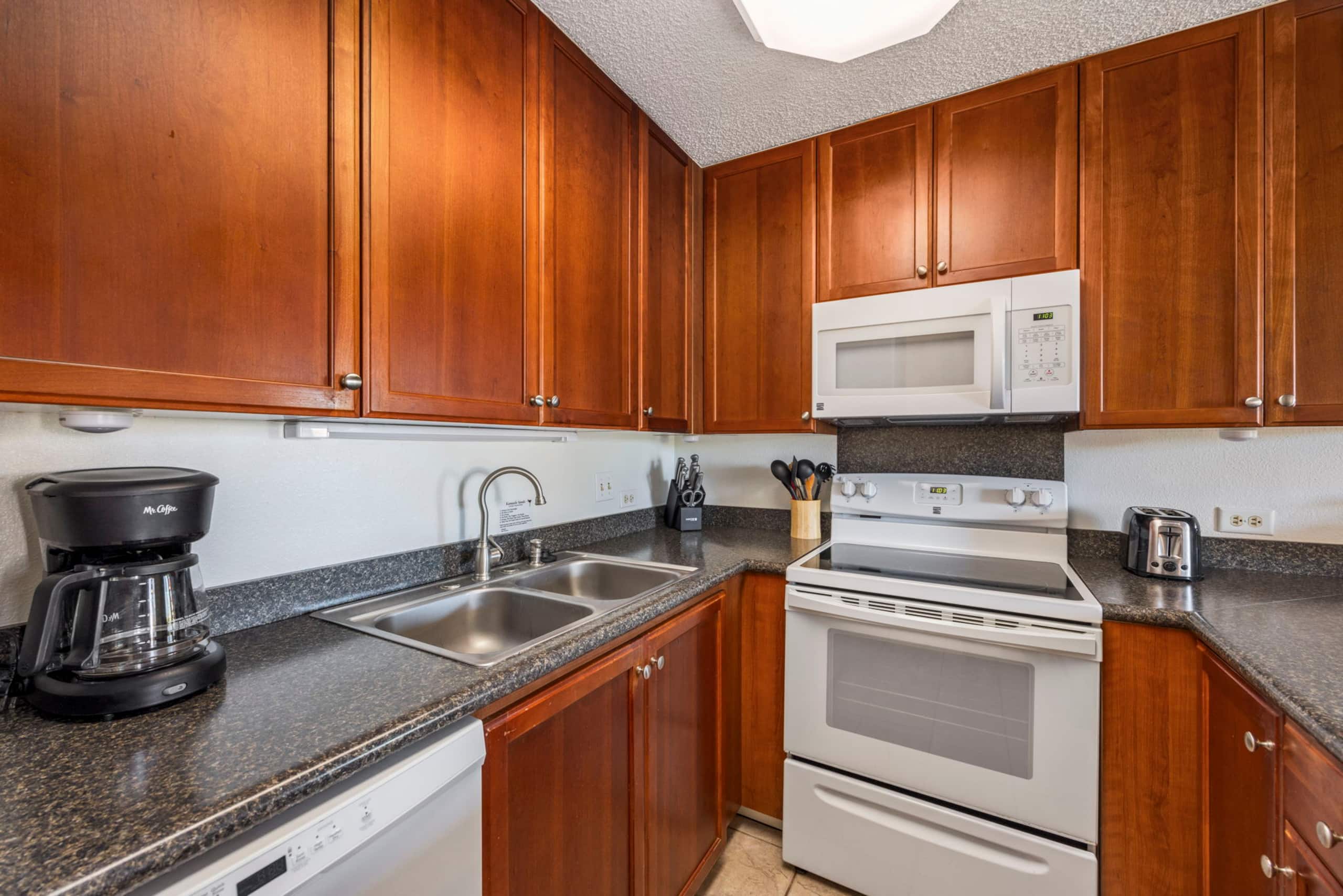 Condo in Kihei · ★5.0 · 1 bedroom · 2 beds · 2 baths - Image 12