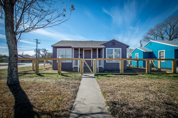 The Coastal Nest Relax & Unwind In Style - Corpus Christi, TX