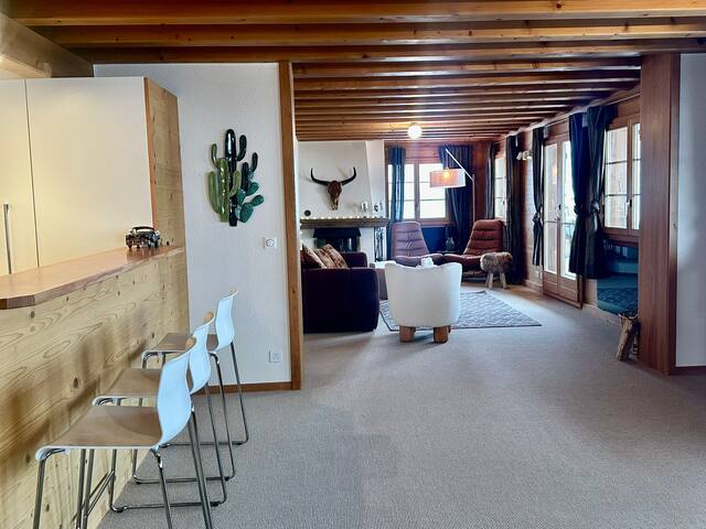 Chalet Bliss with Spectacular Views gallery image 5