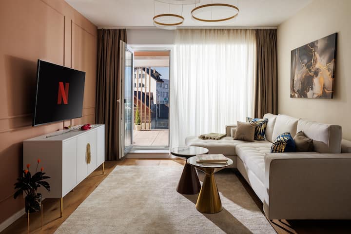 Eleni Rezidence 1 W. Air Conditioning & Balcony - Mioveni