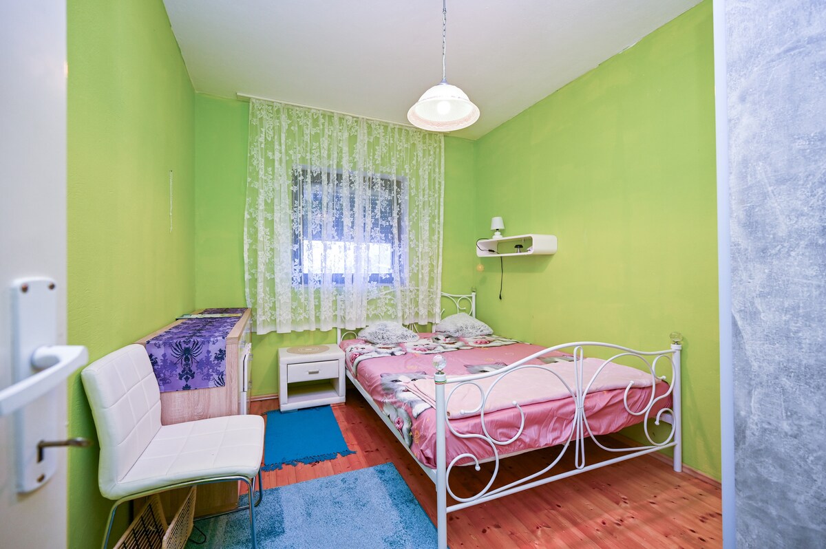 Dormitorio 2, superficie: 12 m²