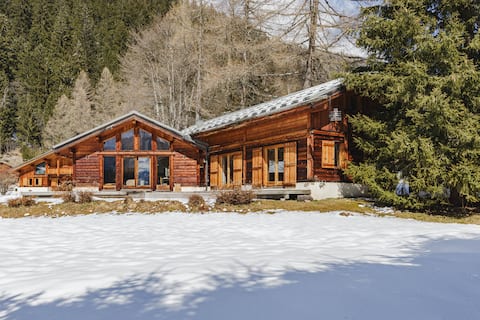 Chalet Guapa, mountain escape with hot tub