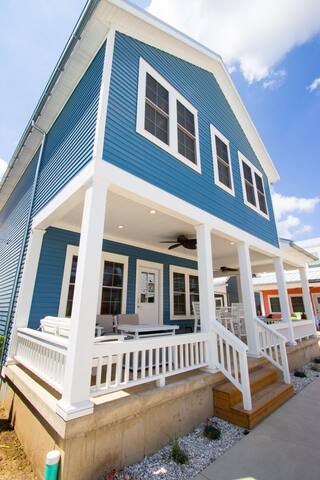 Boardwalk Village managed Airbnb listing 1