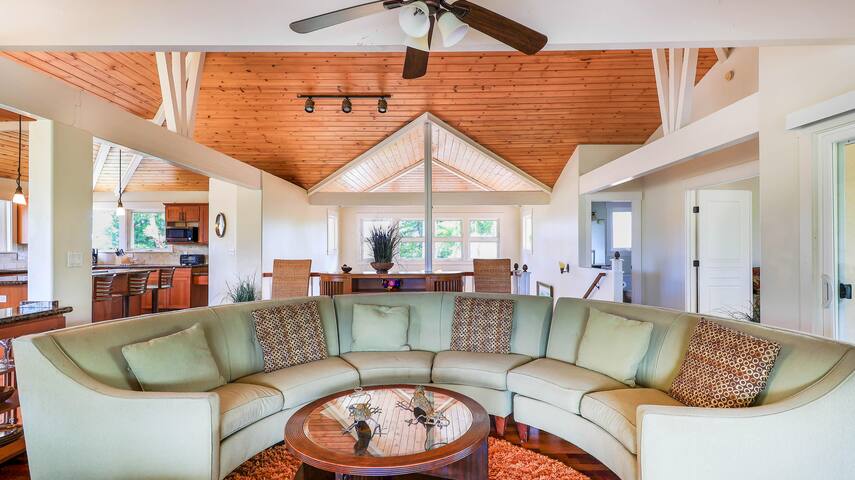 Privacy and Elegance in Princeville gallery image 4