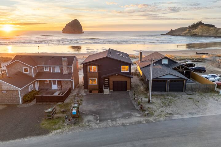 Cape Escape Vacation Rentals managed Airbnb listing 1