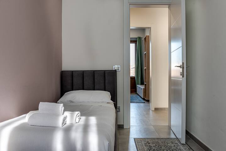 Gavin House – Sweet Dreams in Florence gallery image 4