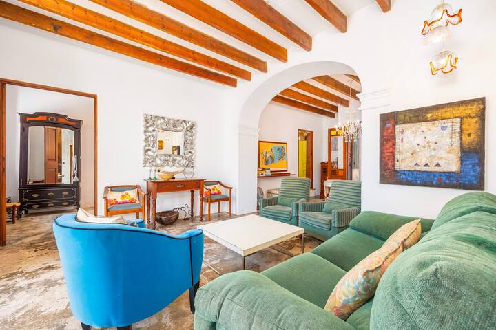 Manenta gallery image 5