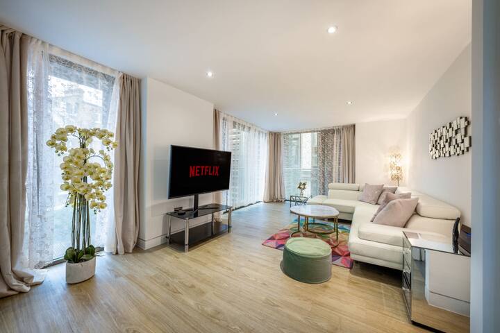 Super Deluxe 2bed apartment gallery image 2