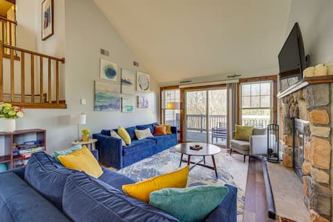 Spacious Modern Home ~ 1 Mi to Camelback Mountain!