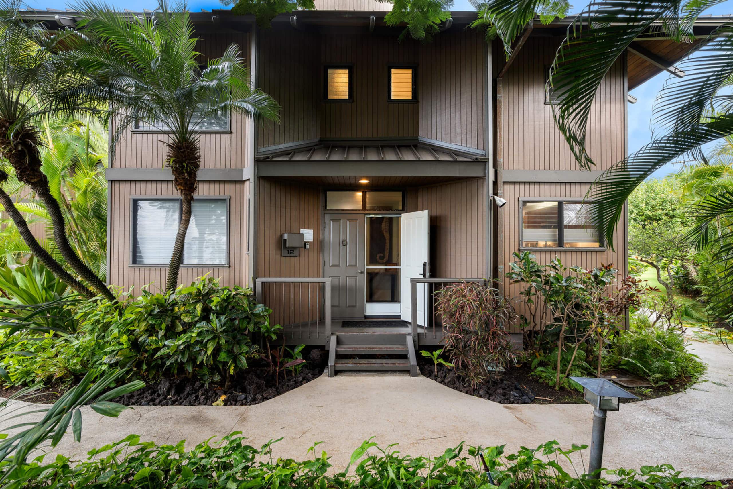 Townhouse in Kailua-Kona · ★5.0 · 3 bedrooms · 3 beds · 3 baths - Image 57