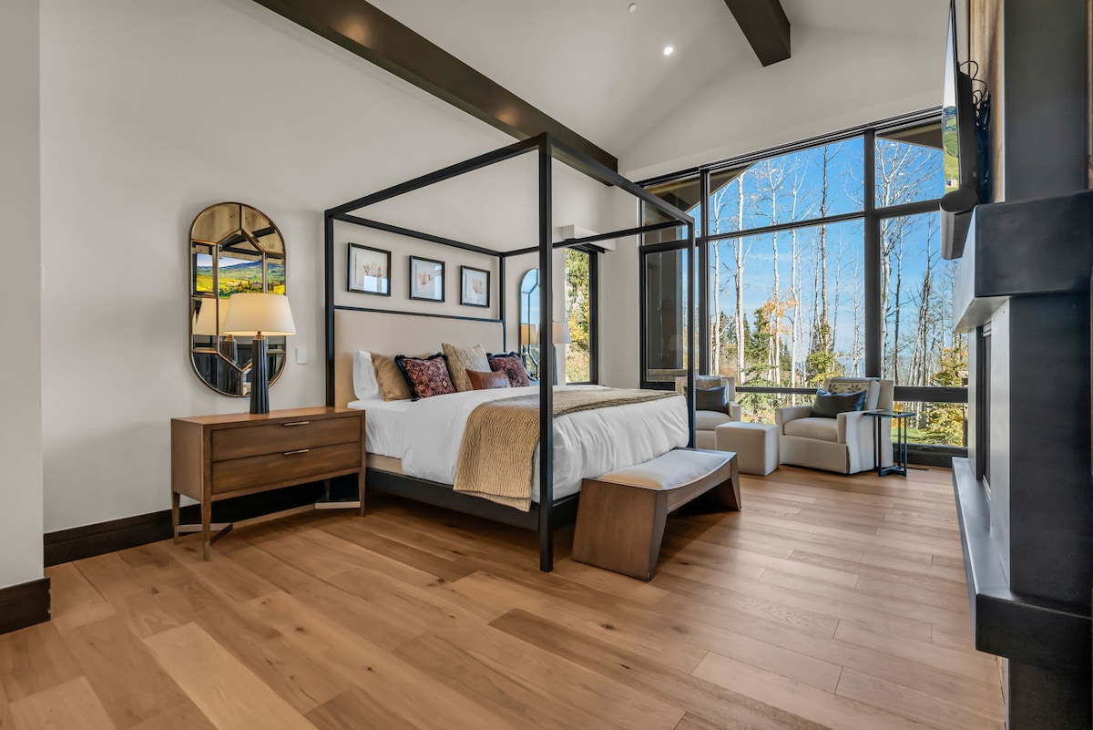 Four-Poster Bed, Bedside Table, Bed Bench, Mirror, and Accent Chairs