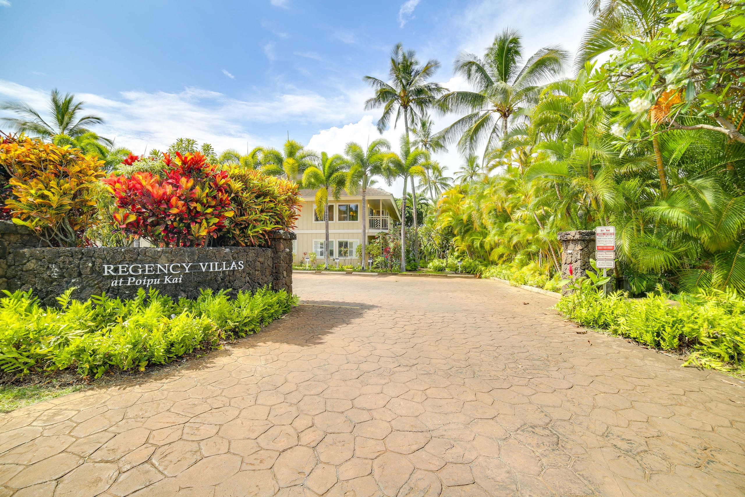 Condo in Koloa · ★4.86 · 2 bedrooms · 5 beds · 2 private baths - Image 32