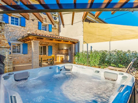 Popular Airbnb listing: Darel by Interhome in Općina Vižinada