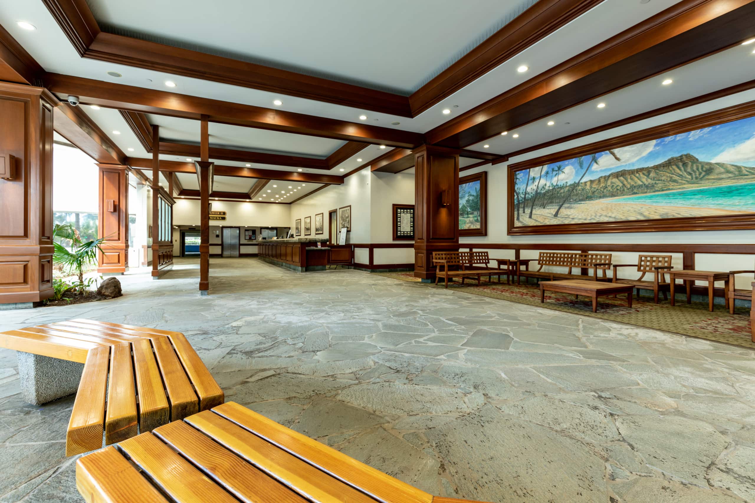Chic Suite W/ Direct Ocean Views & Free Parking - Image 23