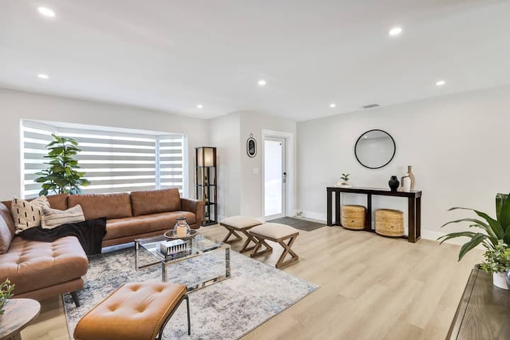 Miami Chic-heated Pool Near Fiu And Coral Gables - Doral, FL