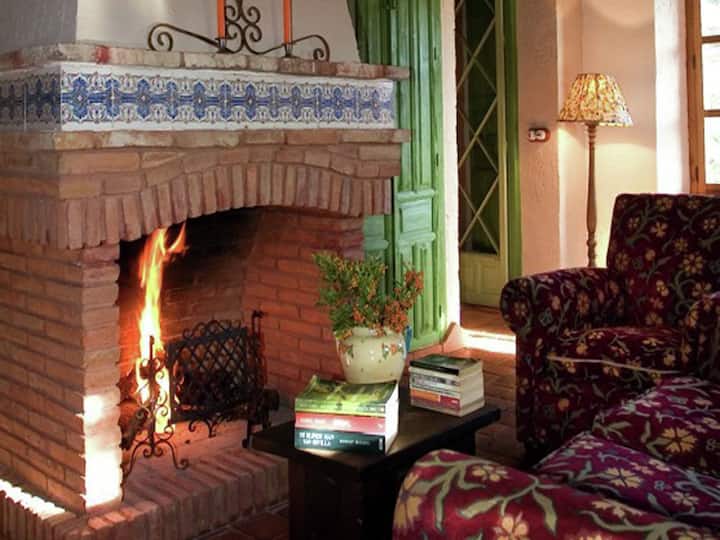 El ÁGuila, Stone Cottage - Alájar