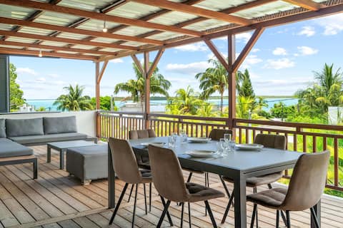 Koko Living: Sea & Mountain View