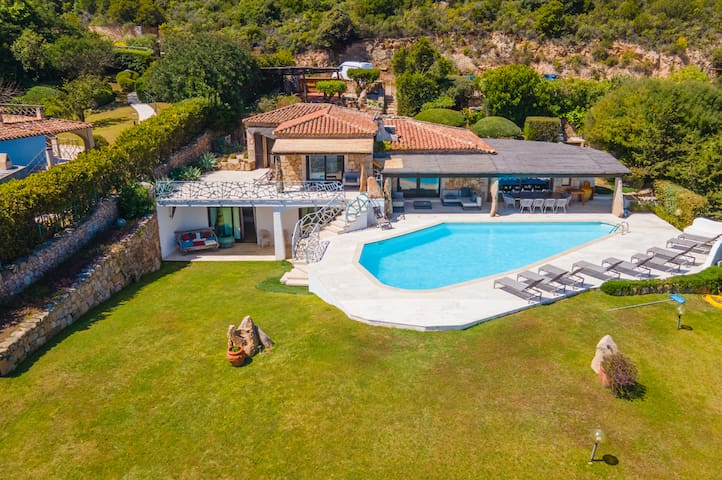 @dom.villa managed Airbnb listing 2