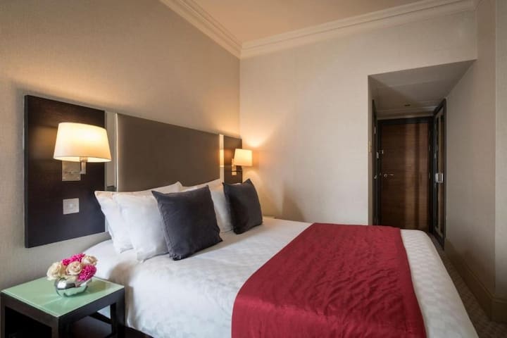 LuxurybookingsFZE managed Airbnb listing 2