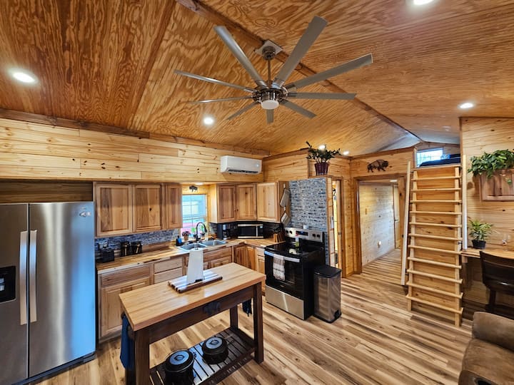 Dreaming Buffalo - 47 Acre Retreat - Arkansas