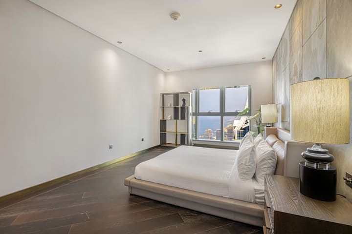 Furahia mandhari ya ufukwe kutoka kwenye chumba cha pili cha kulala!